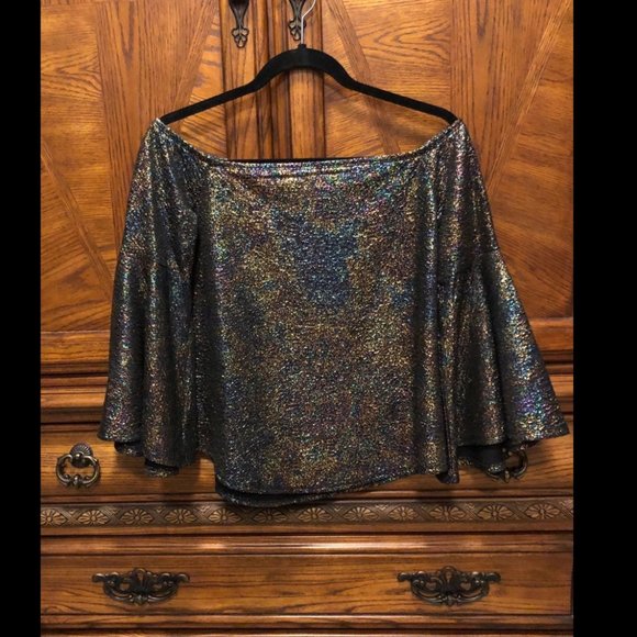 Macys Bar 111  multi color off shoulder top - Picture 2 of 5